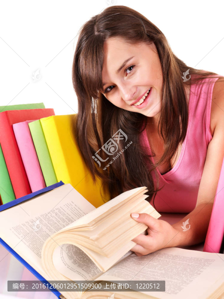 帶書的孩子。