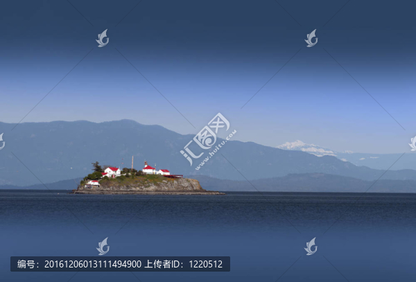 帶燈塔的島嶼