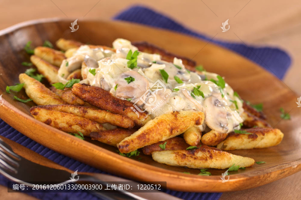 蘑菇醬schupfnudeln