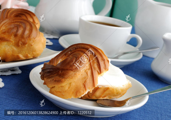 一杯咖啡餅干