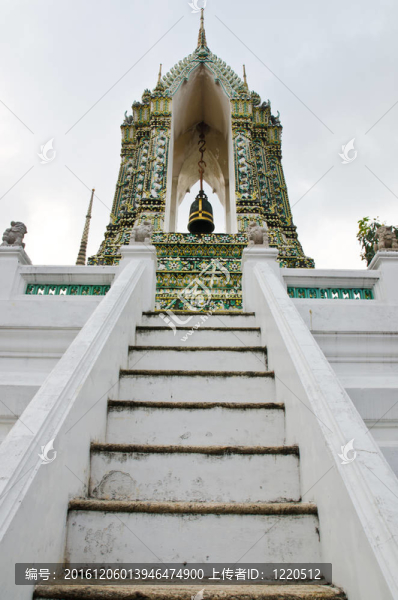 寺廟鐘聲