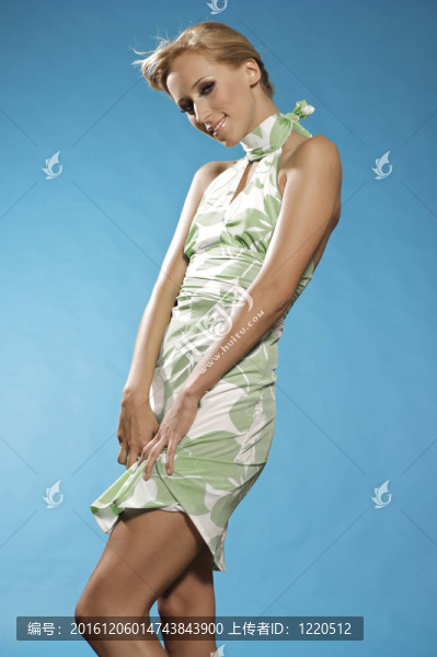 金發(fā)女人