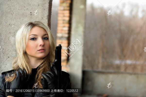 甜金發(fā)女桃皮