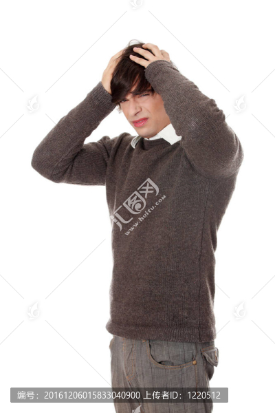 年輕商人頭痛得厲害