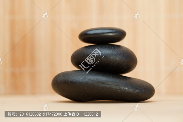 堆積的鵝卵石
