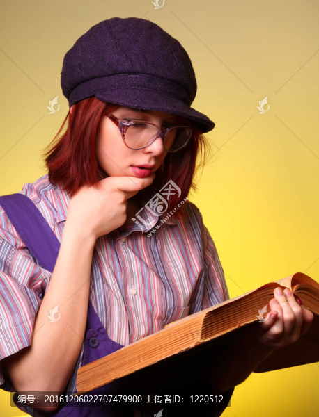 時(shí)尚少女與老圣人書(shū)