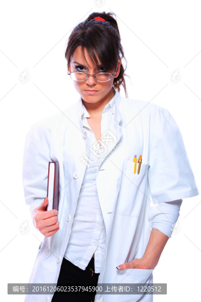年輕自信的女士擺姿勢