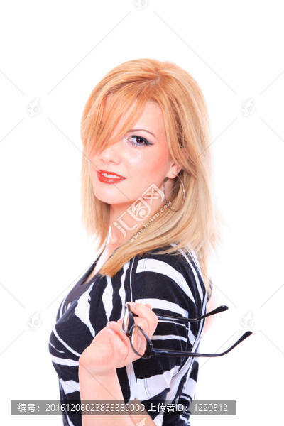 戴眼鏡的商業(yè)女性