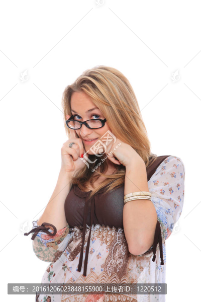 戴眼鏡的女人