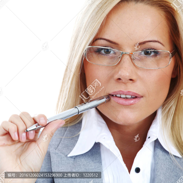 戴眼鏡的商業(yè)女性