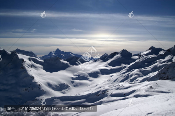 高加索山脈。來自Elbrus的夜景。