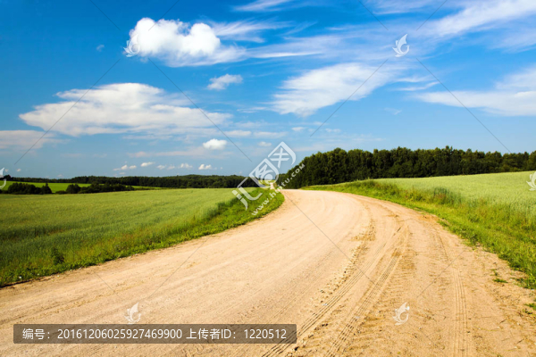 沒(méi)有柏油路