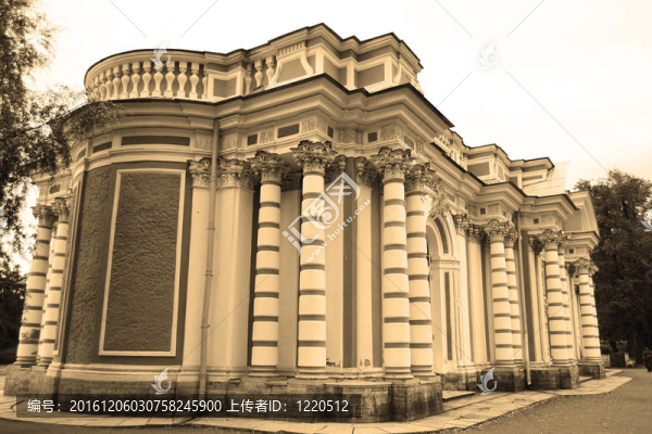 在Tsarskoe,Selo石窟亭。烏賊。