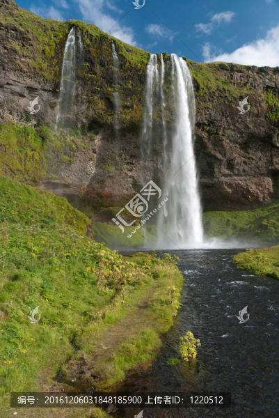 在冰島seijalandfoss瀑布