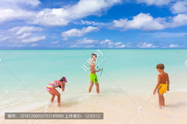 熱帶海灘兒童