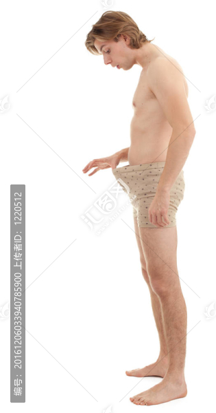 在內(nèi)褲找東西的年輕人