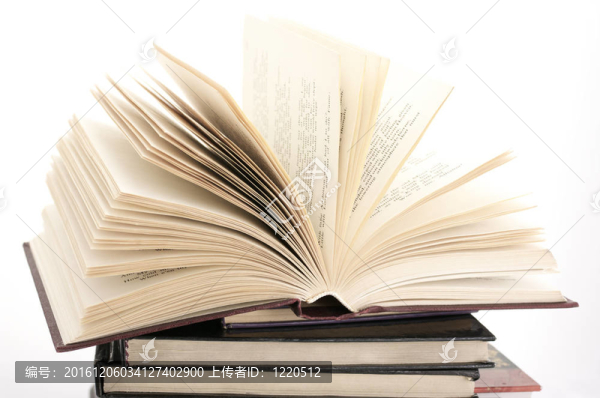 堆書