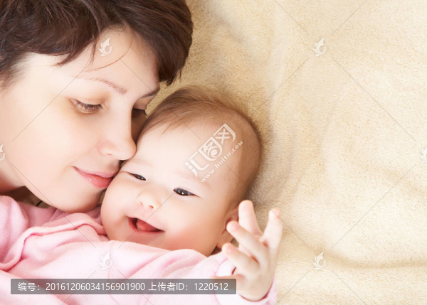 母親和嬰兒