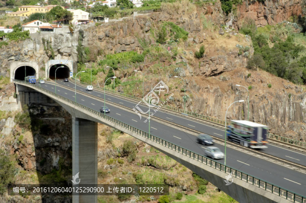 隧道和公路