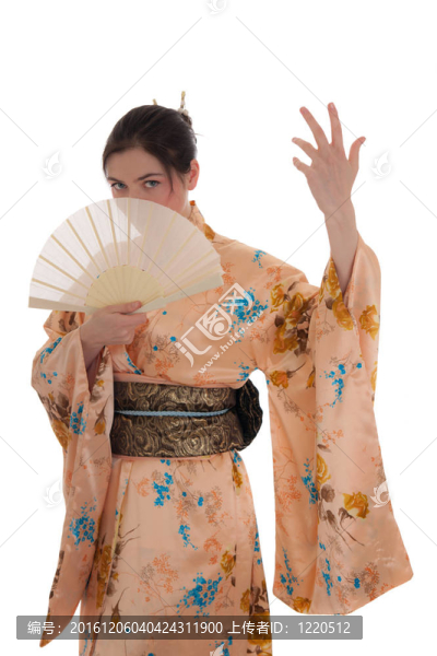 在和服的女孩