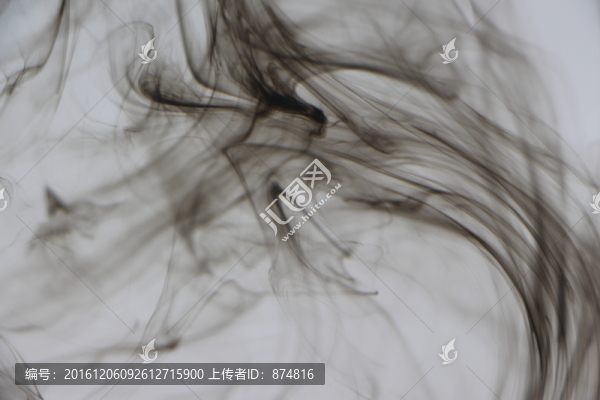 水