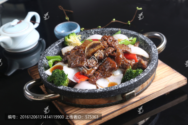 石窩黑椒牛仔骨