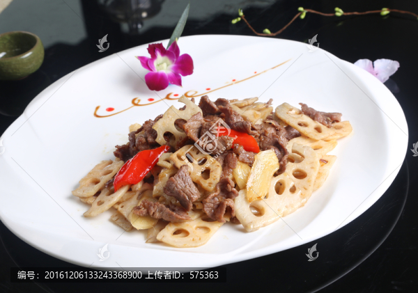 仔姜藕片炒牛肉