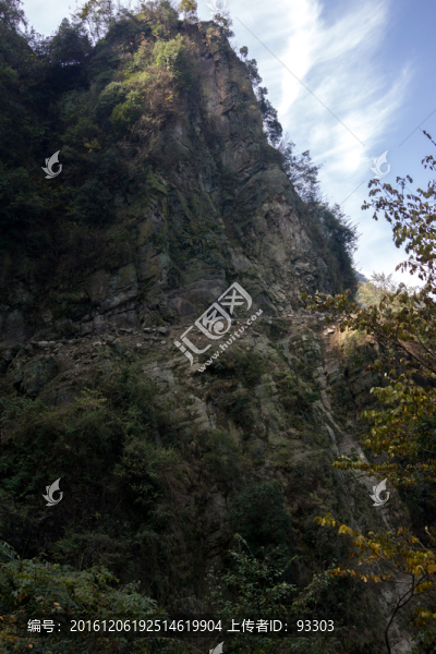 高山