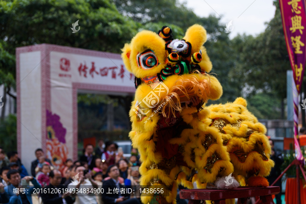 舞獅