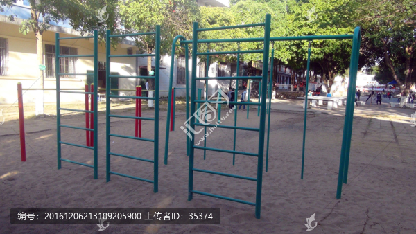 體育器材