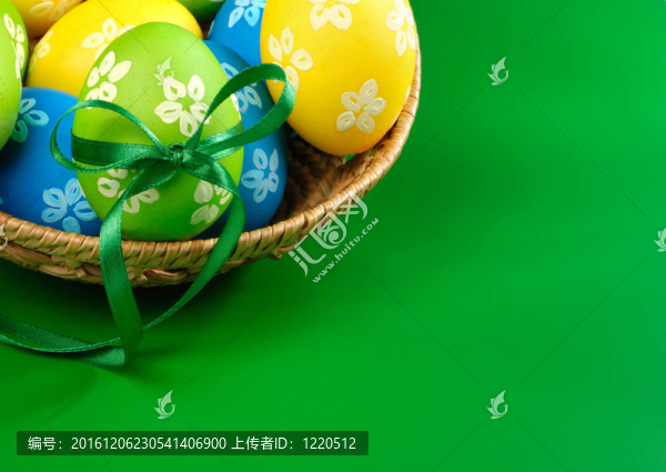 籃子里的復(fù)活節(jié)彩蛋