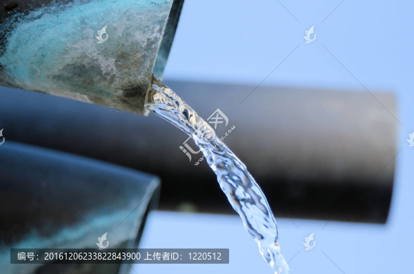 管道水流