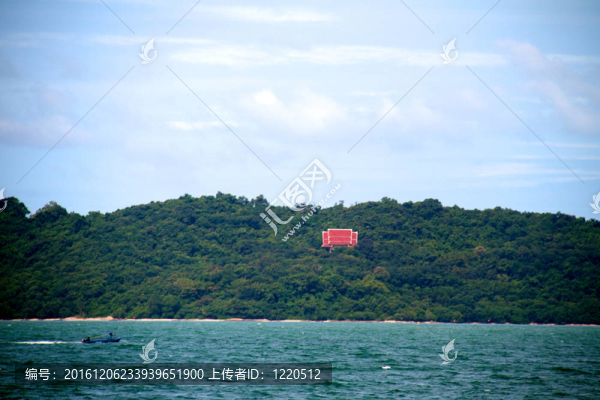 美麗的藍(lán)色海洋從斯米蘭群島泰國(guó)；亞洲