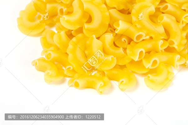 白色背景意大利干意大利面