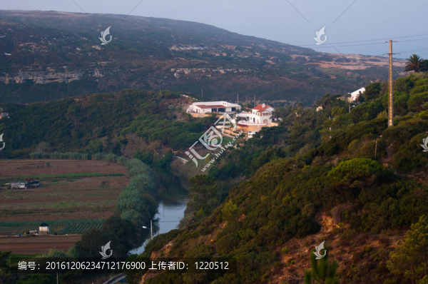 山中村