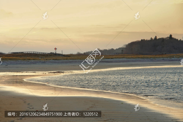 傍晚的田園海灘
