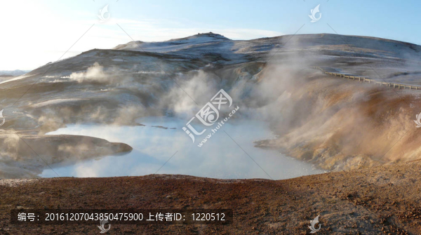 地?zé)釁^(qū)；冰島克拉布拉火山。
