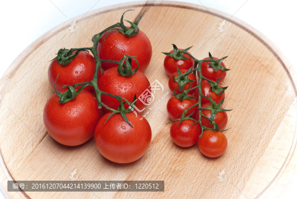 西紅柿在臺面