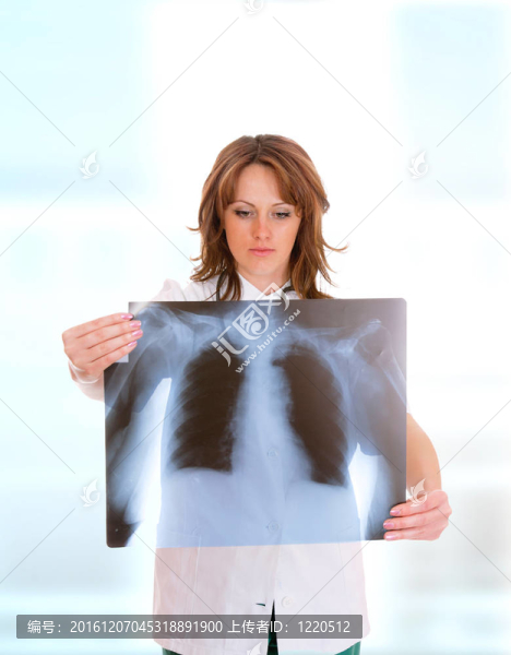 醫(yī)生用X射線