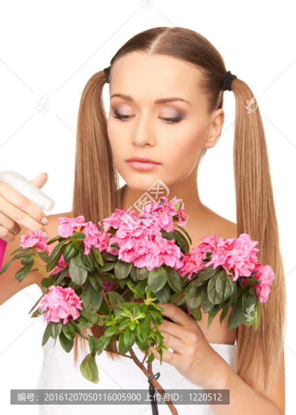 可愛的帶花的家庭主婦