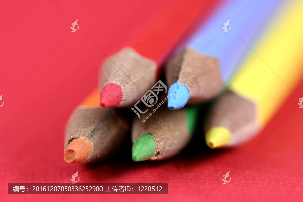 鋒利的鉛筆