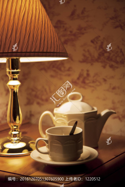 燈具及茶具