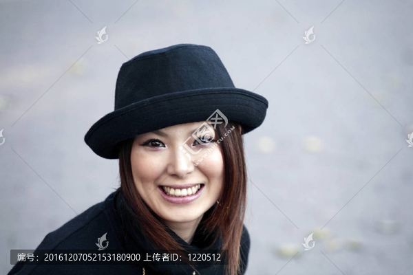 亞洲女孩在戶外