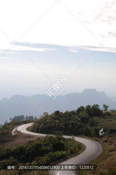 對mounthain方式；泰國北部。