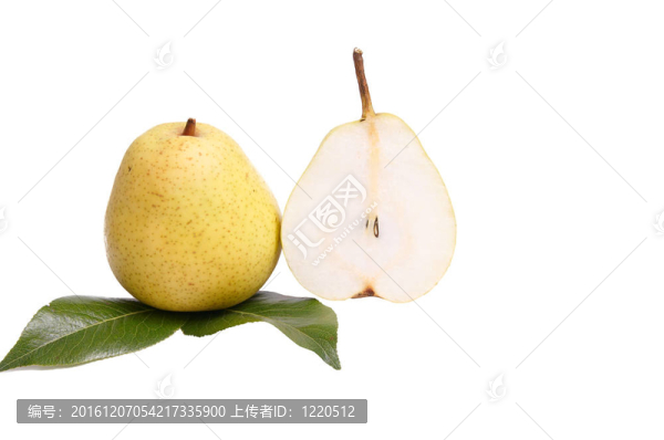 成熟的；白色的美味梨子。