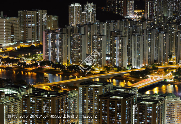 夜間公寓樓