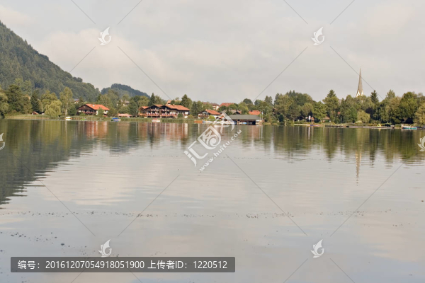 施利爾湖