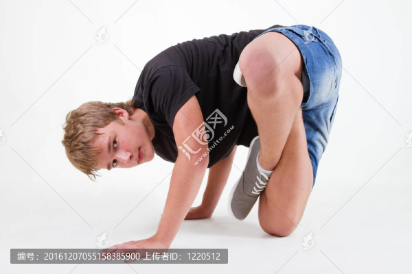 冷凍站靈活的青少年街舞
