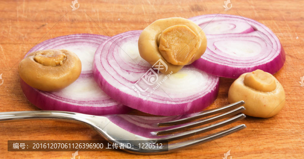 蘑菇和洋蔥