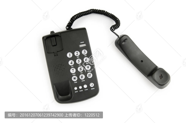 黑白背景隔離的黑色電話